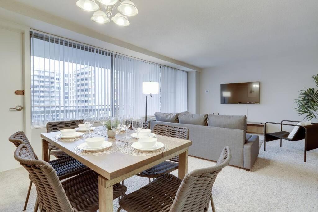 Elegant Apartment W Views At Crystal City Arlington Kültér fotó