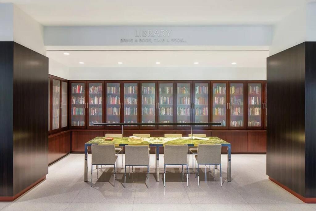 Elegant Apartment W Views At Crystal City Arlington Kültér fotó
