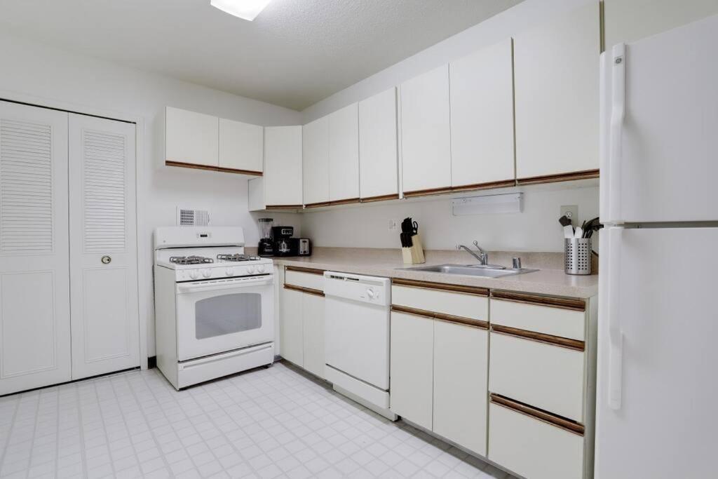 Elegant Apartment W Views At Crystal City Arlington Kültér fotó