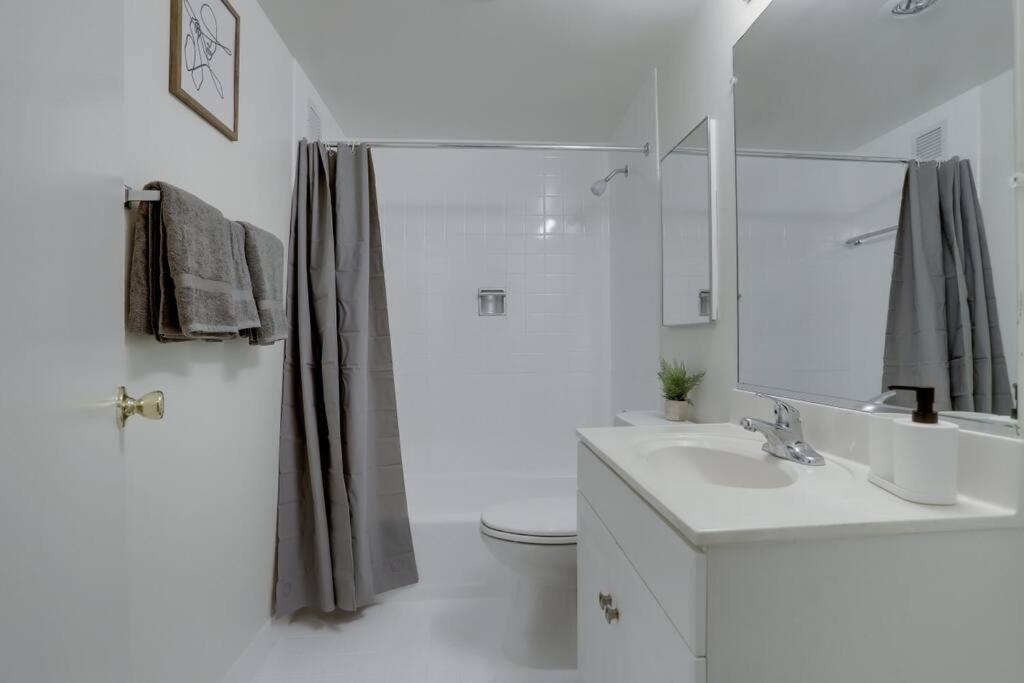 Elegant Apartment W Views At Crystal City Arlington Kültér fotó