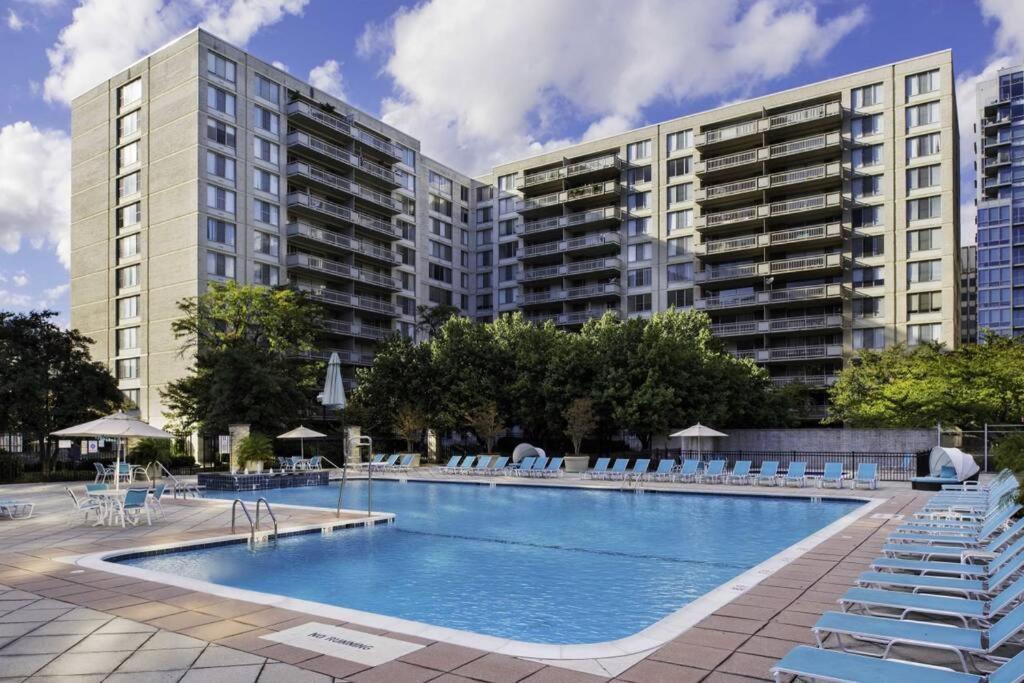 Elegant Apartment W Views At Crystal City Arlington Kültér fotó